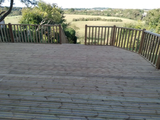 Allscapes Decking Contractors In Beaconsfield 02 Medium
